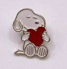 Snoopy King Pin Badge 2.5cm New