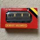 Hornby Oo Gauge Model Railway R213 GWR Chocolate And Cream 4 Wheel Coach | Mint