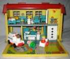 Vintage Fisher Price Play Family Children's Hospital complete, VG