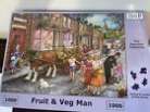 House of Puzzles 1000 piece jugsaw puzzle Fruit and Veg Man